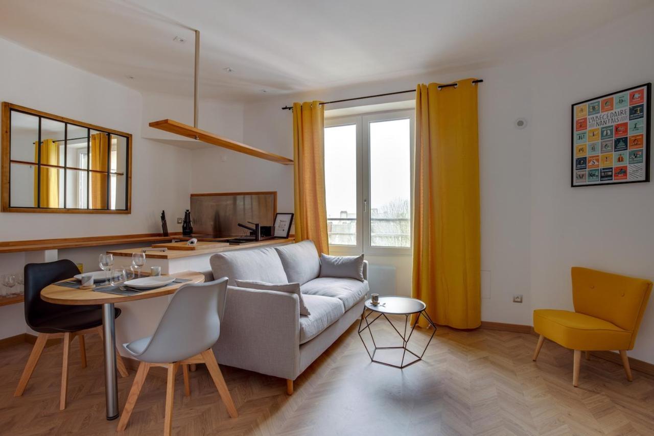Au Coeur De Nantes Design Et Cosy Lägenhet Exteriör bild